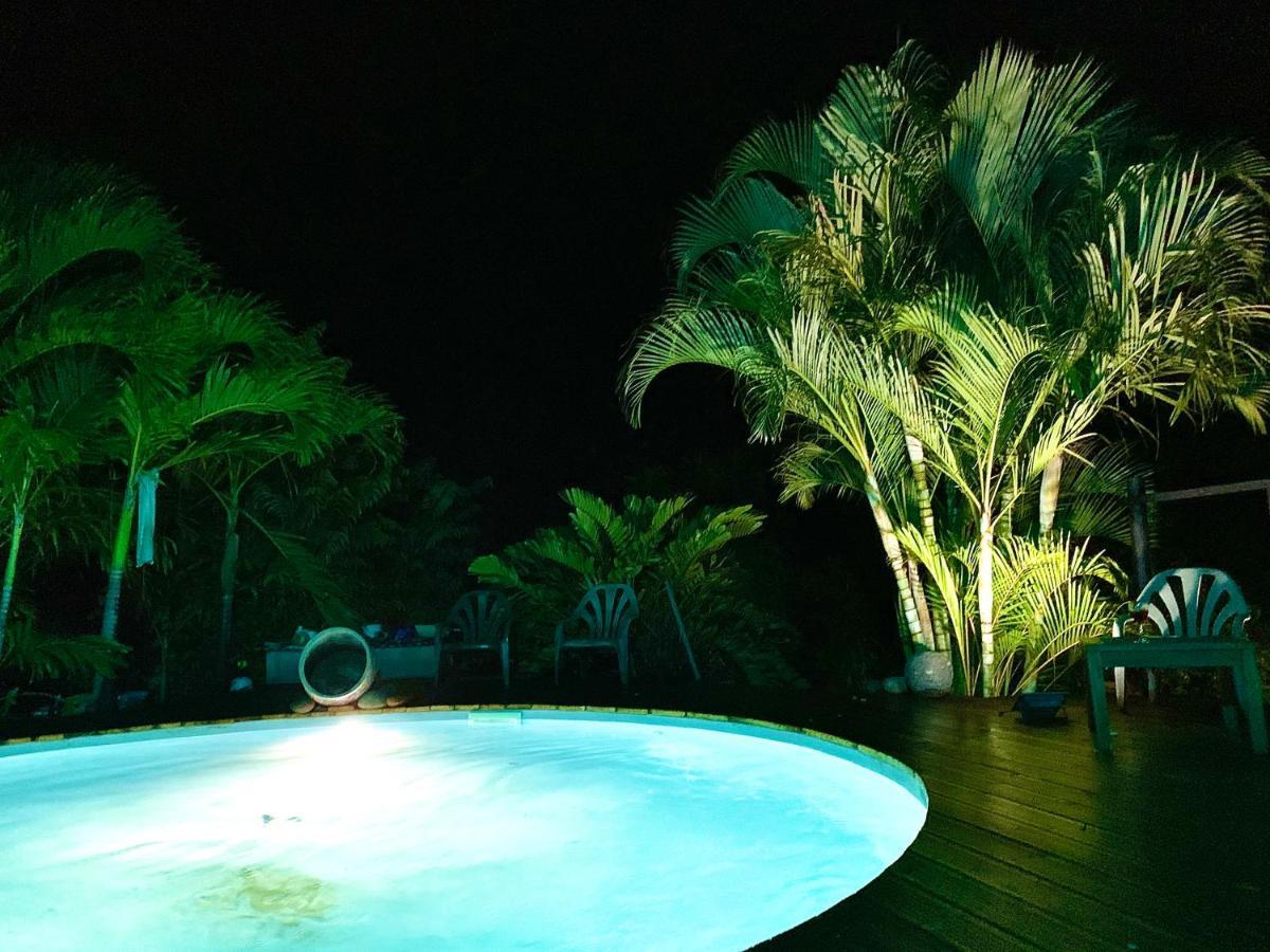 Lodge Pamplemousse Avec Piscine Privative , Dans Parc Calme A 500 M Plage 르 카르베 외부 사진